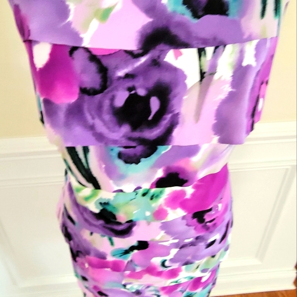 DB established 1962 Dress - Picture 10 of 10